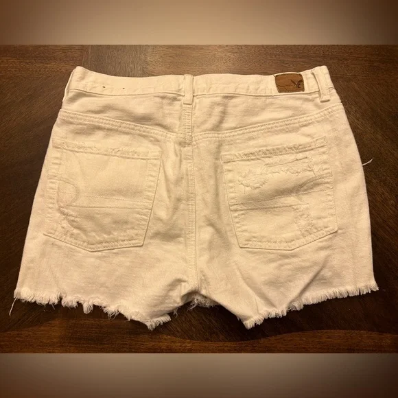 White American Eagle boyfriend shorts - Picture 4 of 4